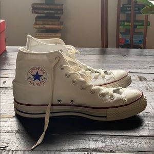Chuck Taylor All Star Hi White